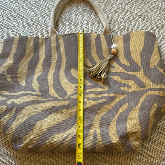 Burlap Zebra Tote Bag - Picture 6 of 7